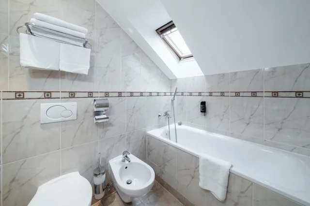Duplex, Family, Apartment, 1 Double and 3 Single Beds، Raffaello 5/6