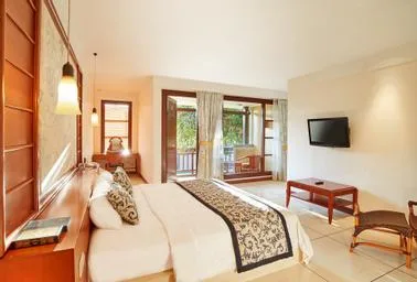 Embassy, Suite, Double Bed, The Patra Bali Resort and Villas 1/1