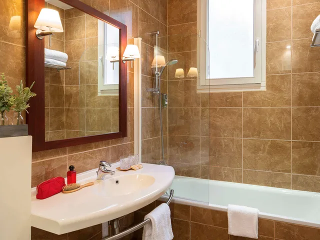 Standard, Single, King Bed, Mercure Rambouillet Relays du Chateau 1/1