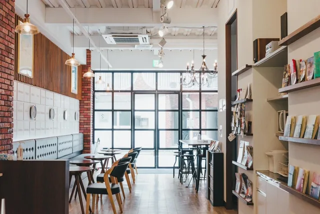 سكن مشترك للنساء، Hostel JAZ 1/1