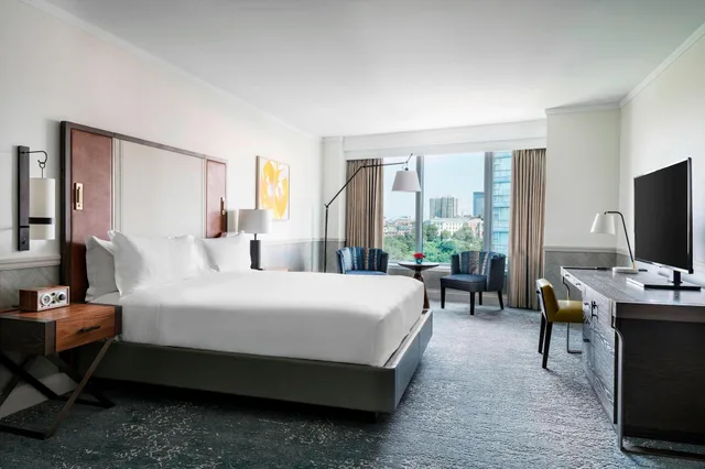 غرفة بسرير مزدوج بإطلالة على المتنزه، THE RITZ-CARLTON BOSTON 1/3