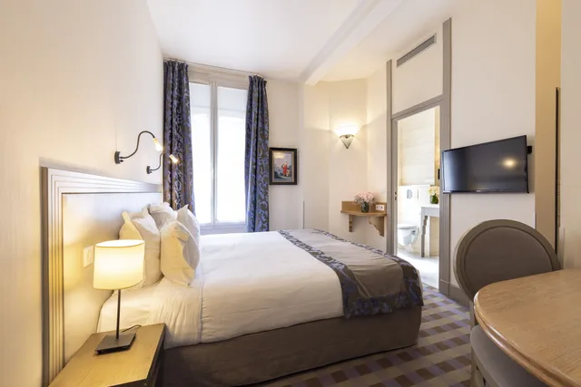 Superior, Double or Twin Bed, Hotel Residence Foch 5/10