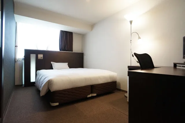 Room, Queen Bed, Smoking, Green Rich Hotel Kagoshima Tenmonkan 1/5