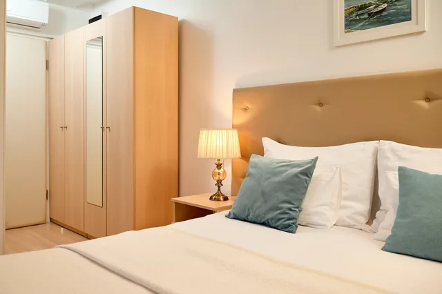 غرفة سوبيريور بسرير مزدوج أو سريرين منفصلين بإطلالة على المدينة، LANTERNA ROOMS 4/8