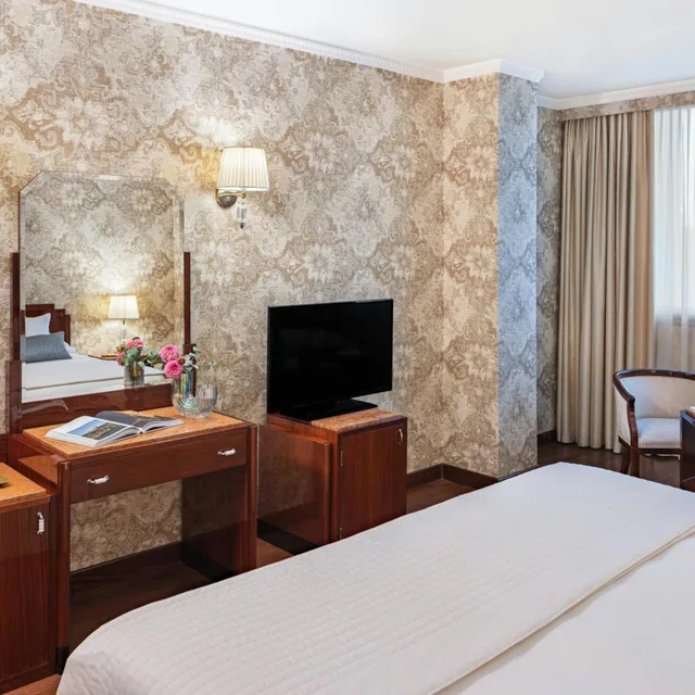 غرفة ديلوكس بسرير كينج، Starhotels Du Parc 5/9