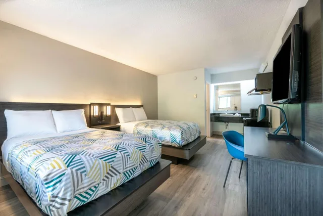 غرفة رباعية لذوي الإعاقة، Motel6 Charlotte, NC - Coliseum 2/8