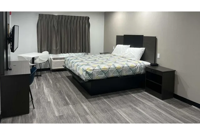 غرفة بسرير كوين لذوي الإعاقة، Studio6 Oklahoma City, OK - South 4/10