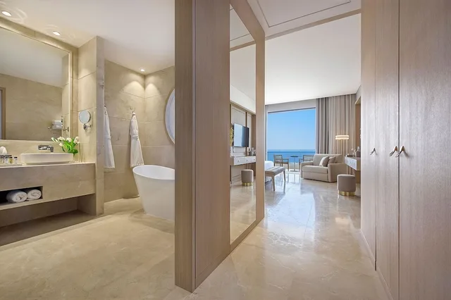 Residence Panorama Room، Cap St Georges Hotel & Resort 6/6