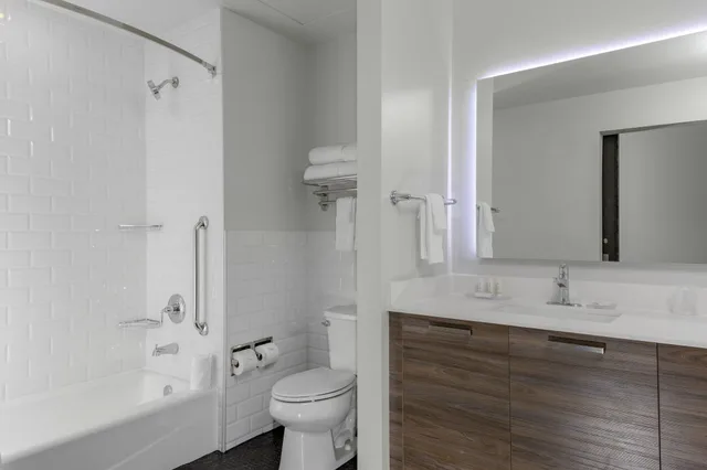جناح تنفيذي بسريرين كوين، Fairfield Inn And Suites Dallas Downtown 7/10