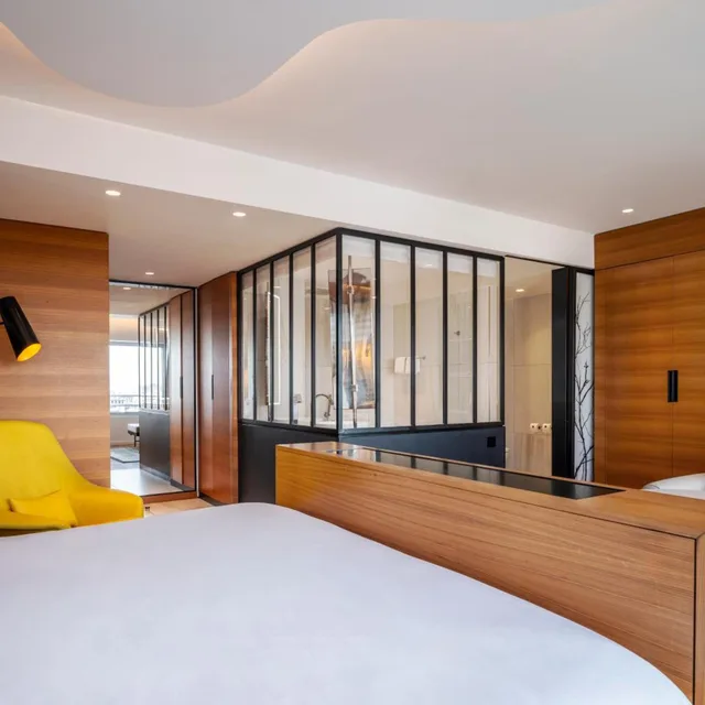 Skyline, Suite, Skyline View، Renaissance Paris Republique Hotel 5/10