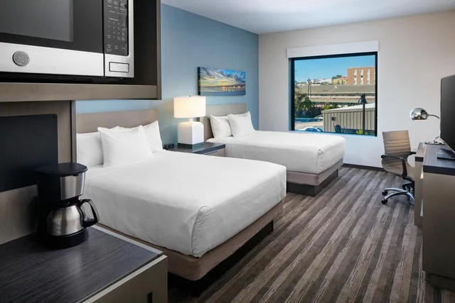 غرفة بسرير كوين لذوي الإعاقة، Hyatt House Tallahassee Capitol - University 2/4