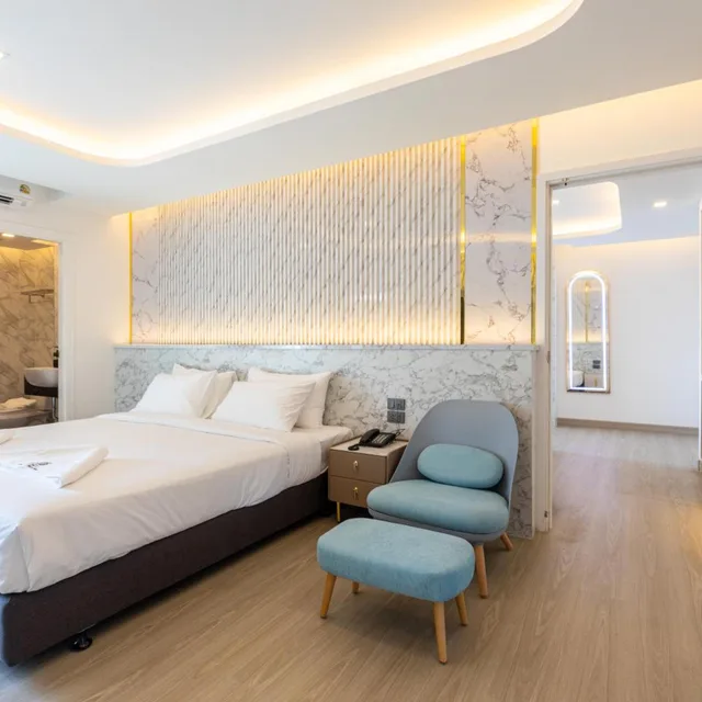غرفة ديلوكس بسرير مزدوج أو سريرين منفصلين، Airbus Hotel at Phawana Station 4/6