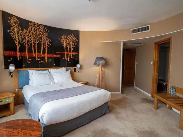 جناح سوبيريور بسرير كينج بإطلالة، Mercure Alger Aeroport 8/10