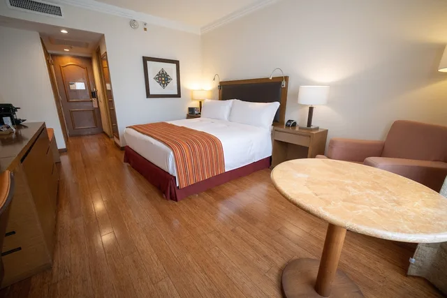 غرفة كلاسيكية بسرير كوين، InterContinental Cali 2/9