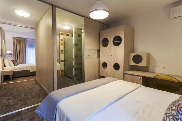 جناح فاخر بشرفة بغرفتي نوم، Boban Luxury Suites 5/8