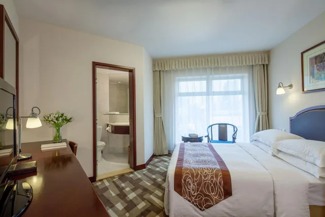Special, Queen Bed، Landmark Towers 4/4