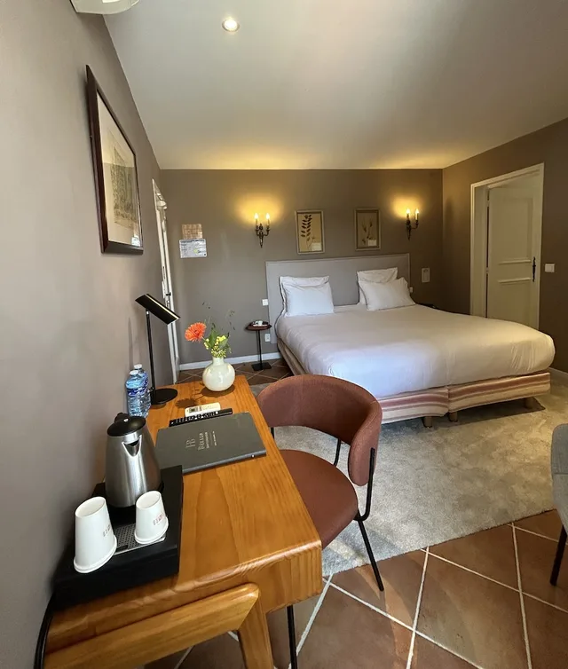 غرفة سوبيريور بسرير مزدوج أو سريرين منفصلين بحوض استحمام، Maison Berard 5/6