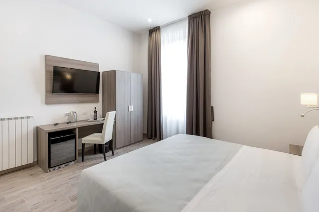 Superior, Double or Twin Bed, Balcony, Apollo Guest House 1/3