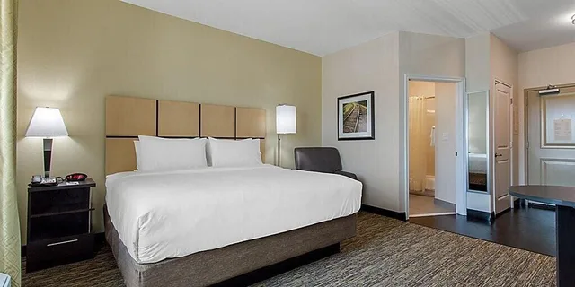 1 Bedroom, Suite, Candlewood Suites SAN ANTONIO AIRPORT 1/3