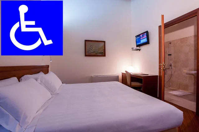 Room, Double or Twin Bed, Accessible, Hotel Flora 3/8