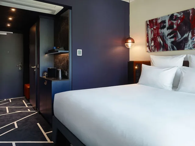 Tribe Essential, Queen Bed, Park Side، TRIBE Baden-Baden 2/10