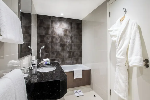 جناح بسرير فردي بغرفة نوم واحدة بمطبخ صغير، Holiday Inn London - Kensington High St. by IHG 2/4