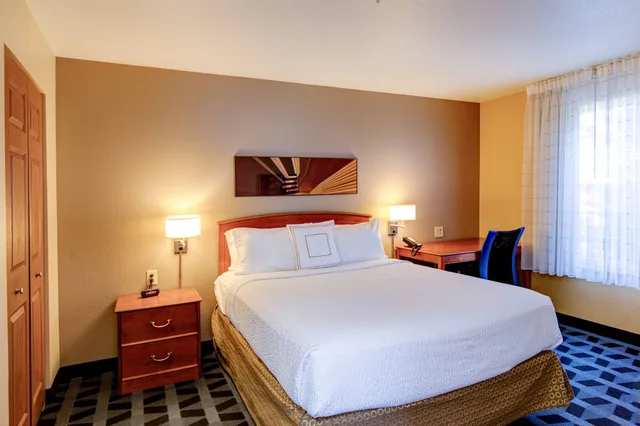 جناح بسريرين مزدوجين بغرفتي نوم، TownePlace Suites by Marriott Colorado Springs Garden of the Gods 1/2