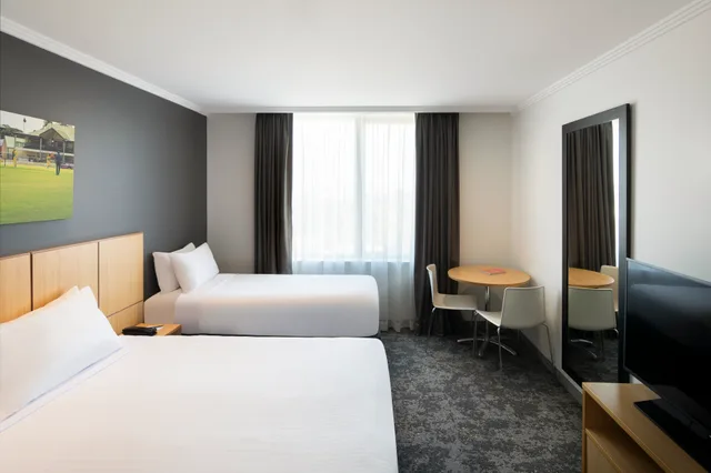 غرفة قياسية ثلاثية، Mercure Sydney Bankstown 1/10