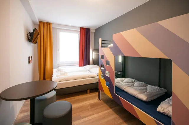 غرفة رباعية بسرير فردي، a&o Bremen Hauptbahnhof 6/8