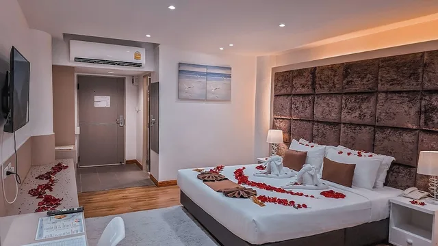Premier, King Bed, Pooh Beach Resort and Spa 9/10