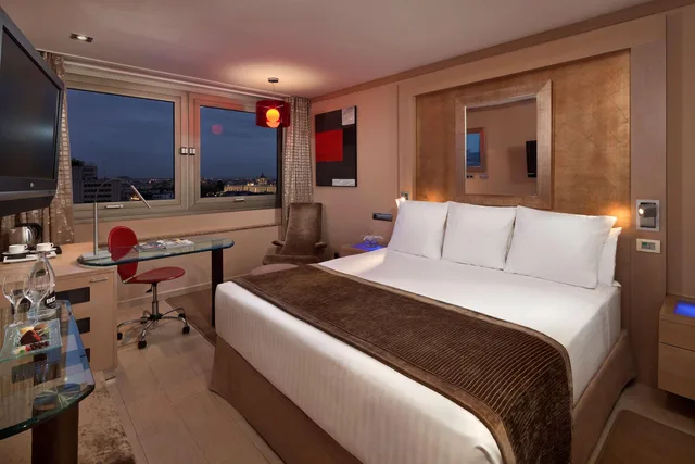 غرفة قياسية ثلاثية، Melia Madrid Princesa Hotel 6/8