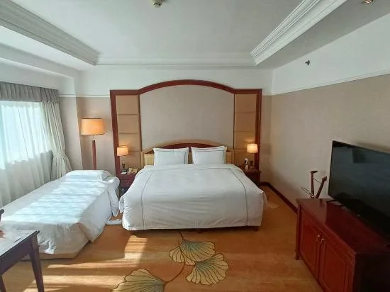 Comfy, Family، Jianguo Garden Hotel 1/2