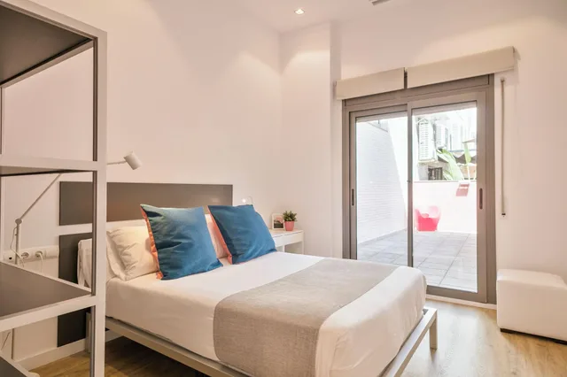 Family, House, Lugaris Rambla 2/10