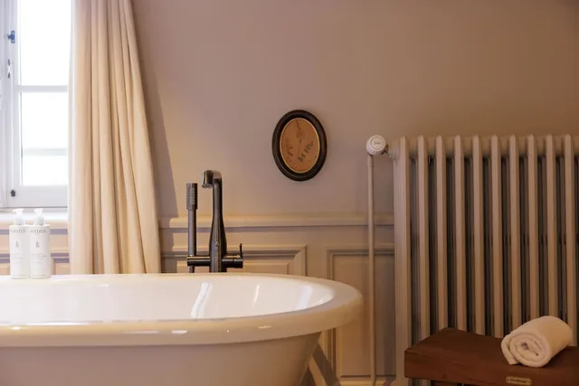 جناح بسرير كوين بإطلالة على البحر، Domaine de Locguenole & Spa 5/6