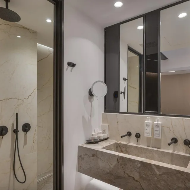 جناح فاخر بمسبح خاص، Ethereal White Resort Hotel & Spa Adults Only 16+ 10/10