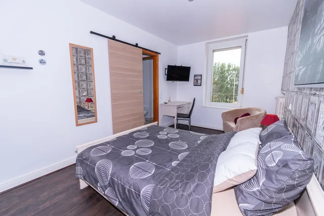 Belle Epoque, Double Bed، Private & Comfortable Apartments 1/5