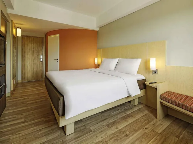 غرفة قياسية بسرير كوين، Ibis Padang 2/7