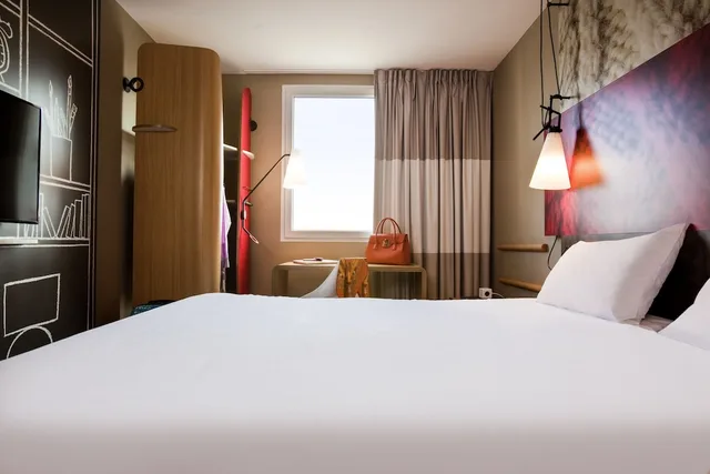 غرفة بسرير مزدوج، ibis Reading Centre 8/10