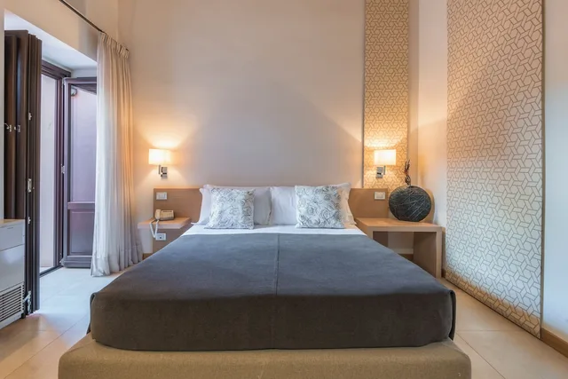 غرفة قياسية بسرير مزدوج أو سريرين منفصلين، Vittorio Veneto Hotel 3/10