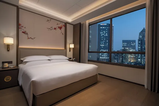 جناح ديلوكس بسرير كينج، Yuexiu Hotel Guangzhou, Curio Collection by Hilton 3/8