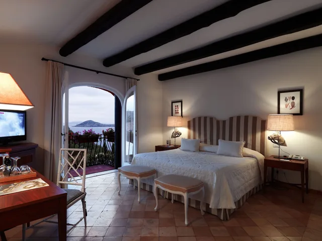 Superior, King Bed, Sea View, Hotel Il Pellicano 2/4