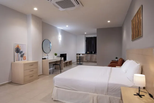 غرفة سوبيريور بسرير كينج بمطبخ صغير، Golden View Serviced Apartment 6/8