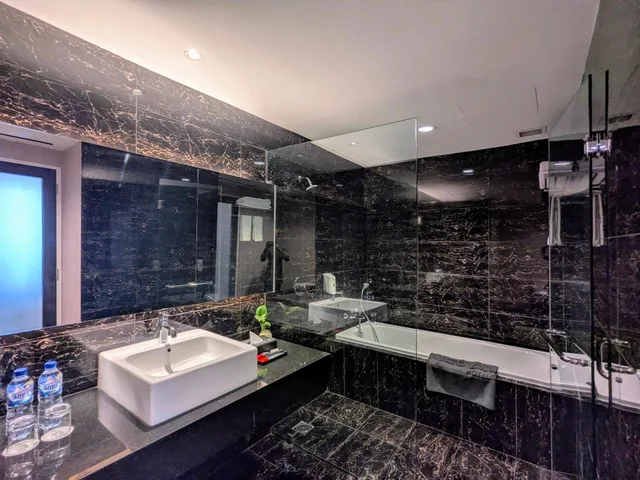 جناح جونيور، Grand Zuri Jababeka Cikarang 10/10