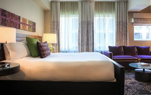 جناح استوديو ركني بسرير كينج، Kimpton Hotel Vintage Seattle 1/3