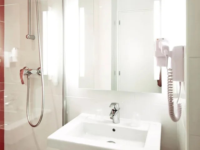 غرفة قياسية بسريرين منفصلين، Ibis Styles Toulouse Labege 5/10