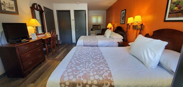 غرفة قياسية بسريرين مزدوجين، Glass House Inn 6/10