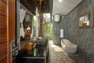 1 Bedroom, Joglo, Villa, King Bed, Private Pool، Meng Bengil Villa 1/1