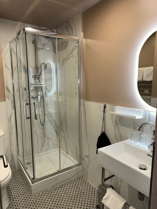غرفة سوبيريور بسرير كوين، Hotel La Caravelle 2/2