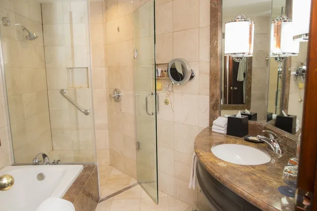 غرفة بسرير كينج بإطلالة على المدينة، Sheraton Chihuahua Soberano 6/11
