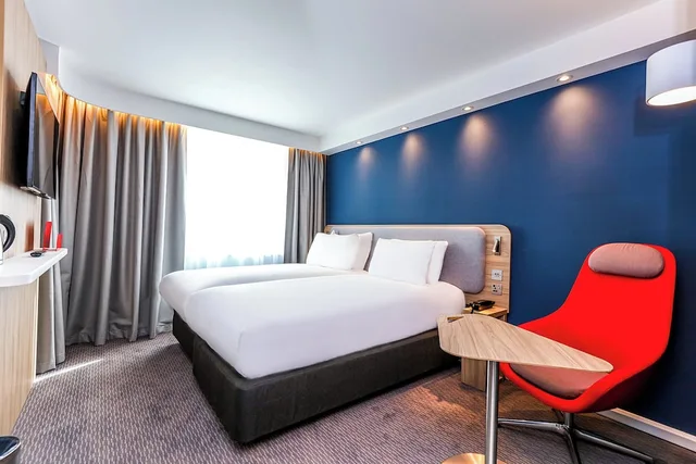 غرفة قياسية بسريرين منفصلين، Holiday Inn Express Portsmouth North 3/6